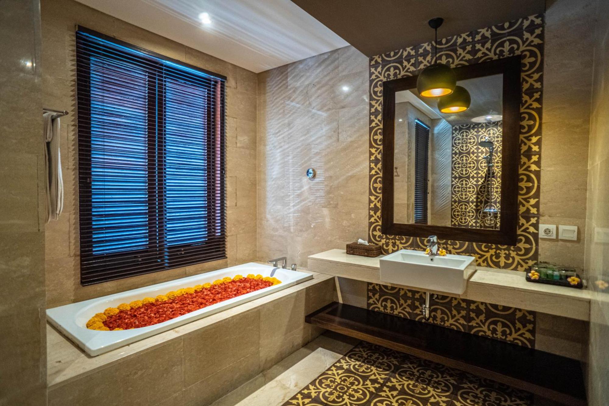 Djabu Echo Beach Hotel Чангу Экстерьер фото